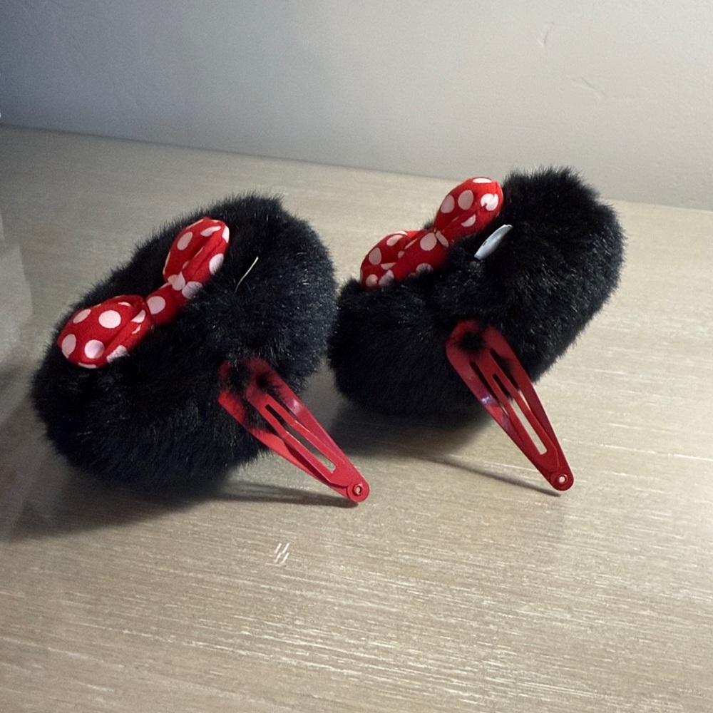 Without packaging- Minnie Mouse Plush Hair Clips - Picture 3 of 3